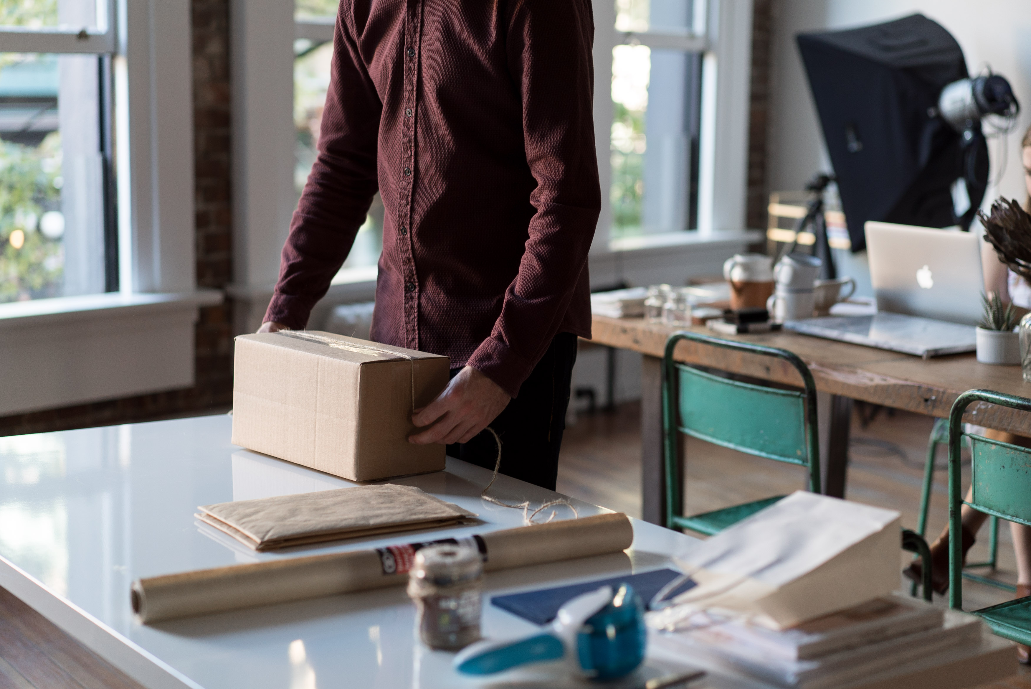 Commercial order dispatch and packaging reference